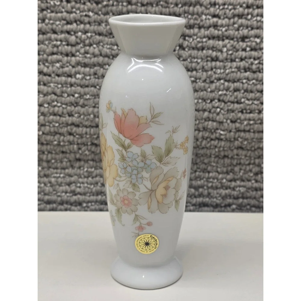 Takahashi San Francisco Vintage Floral Porcelain Bud Vase Made in Japan 6.75